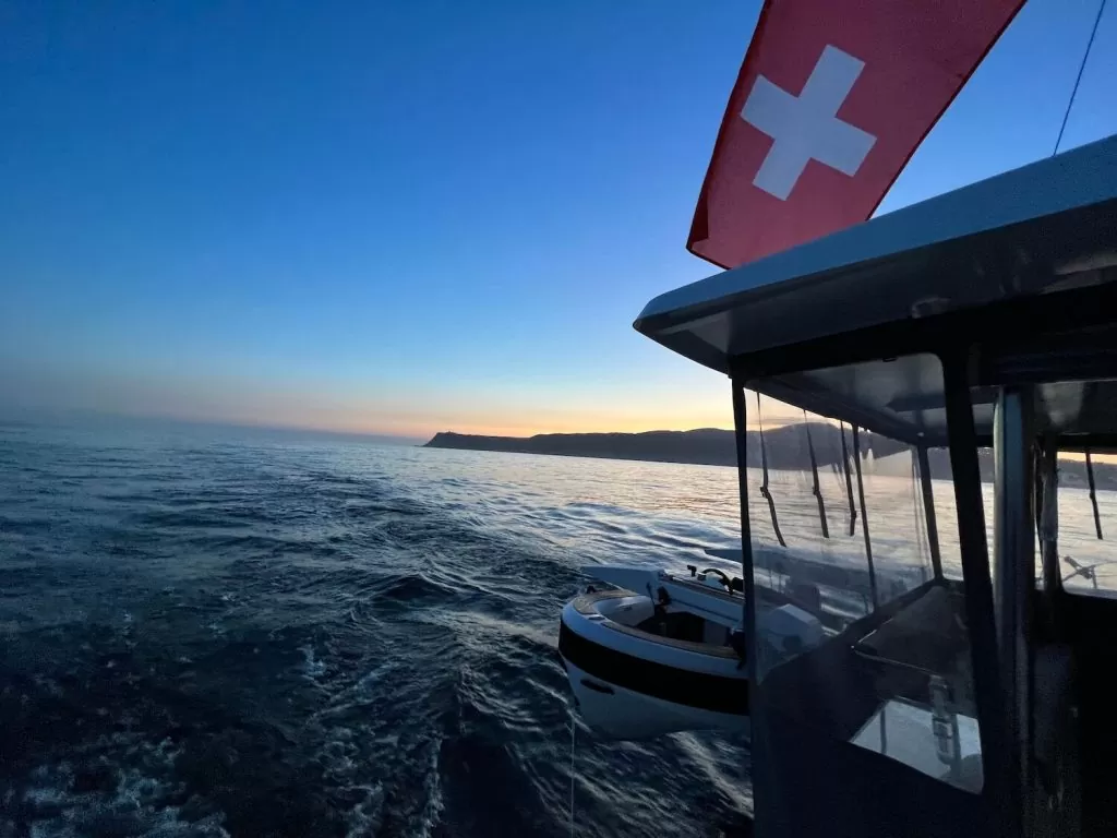 Sonnenuntergang vom Heck der Coccinella Yacht